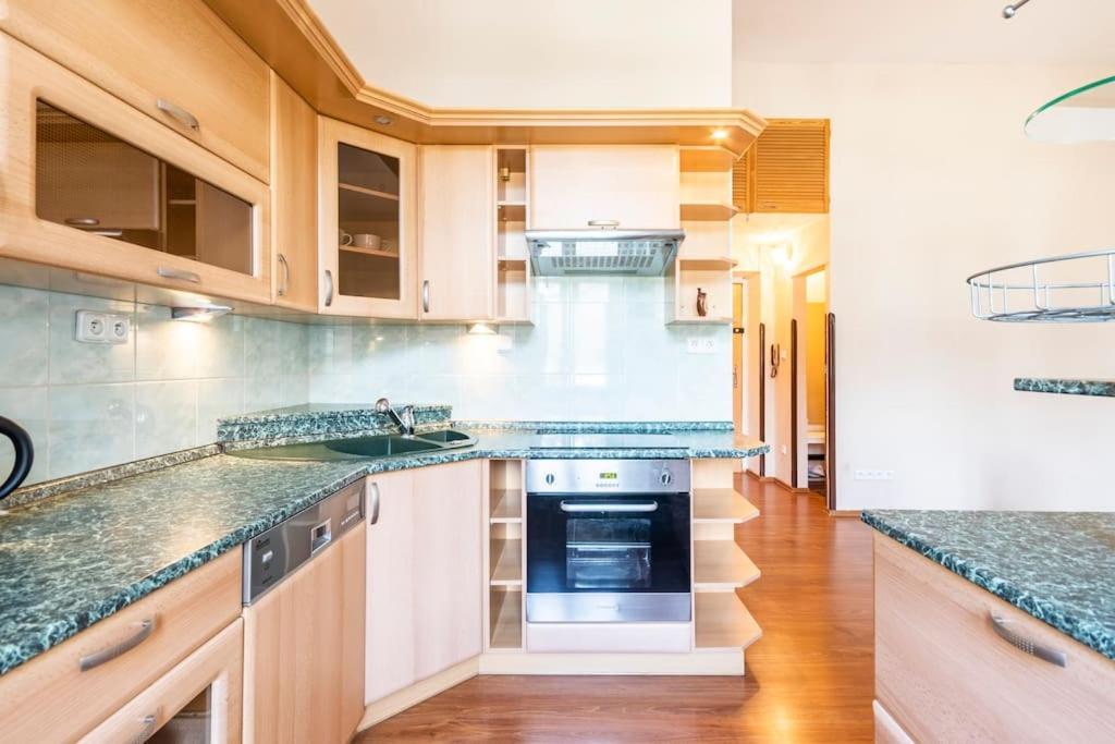 Apartment Termal Κάρλοβι Βάρι Εξωτερικό φωτογραφία