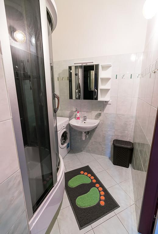 Apartment Termal Κάρλοβι Βάρι Εξωτερικό φωτογραφία